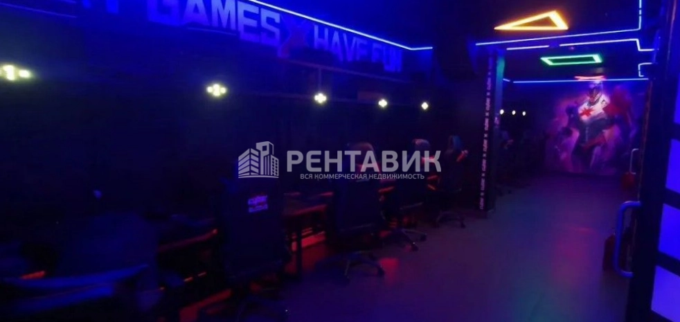 Торговая площадь Карпинского, 38к1 площадью 318 квадратных метров