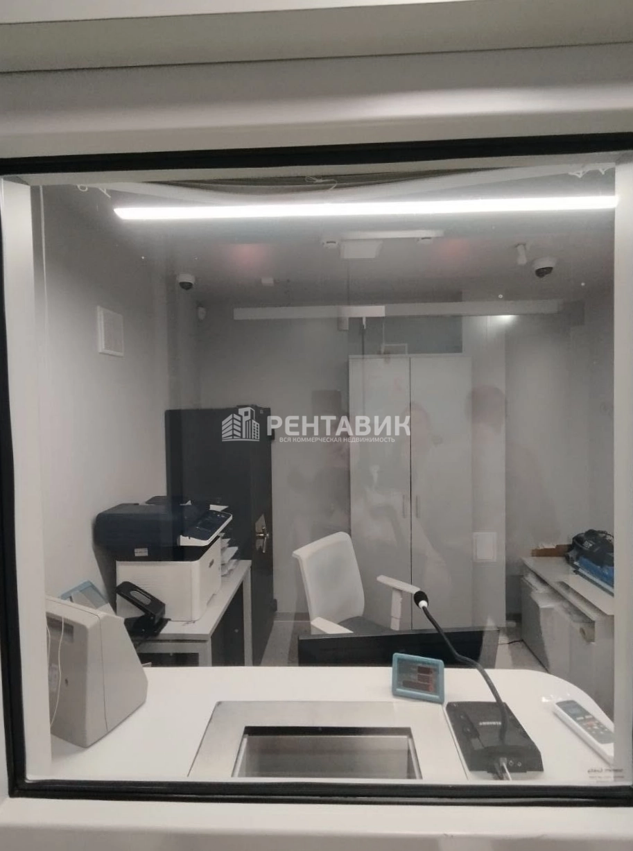 Помещение свободного назначения Московский, 94 площадью 303.8 квадратных метров