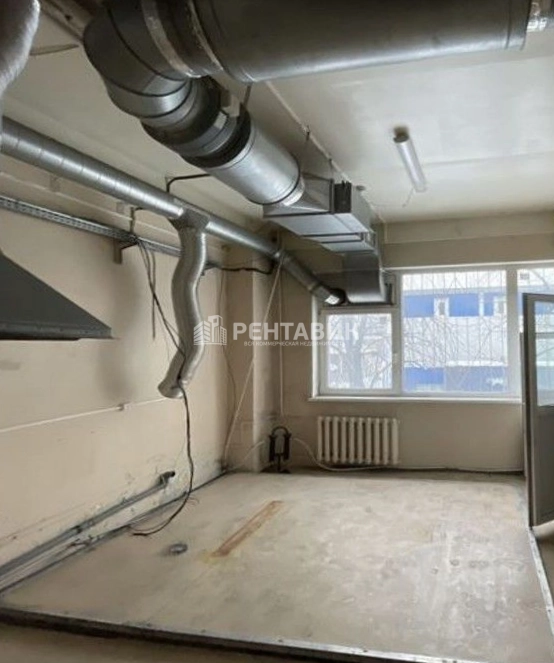 Помещение свободного назначения Оптиков 4 площадью 517 квадратных метров