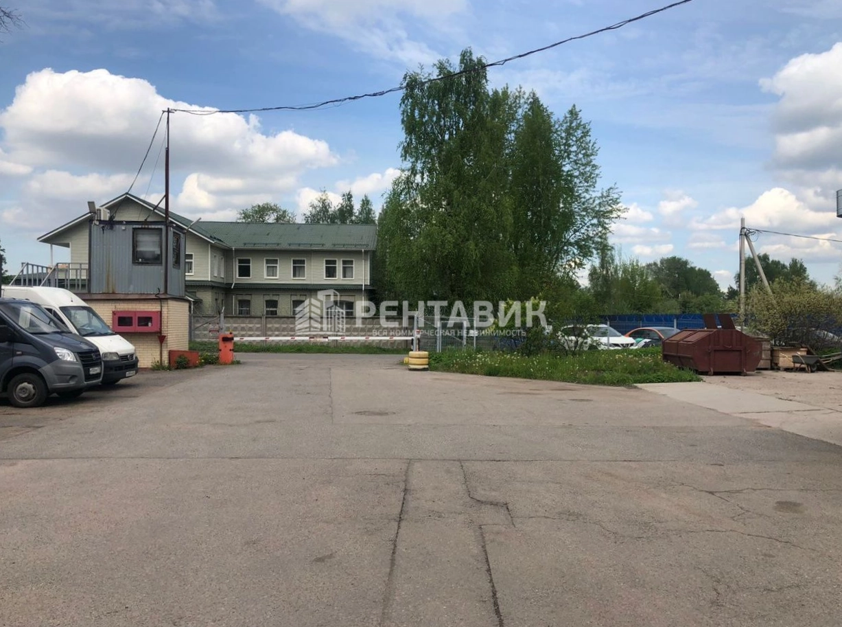 Здание целиком Братская, 23 площадью 2027 квадратных метров