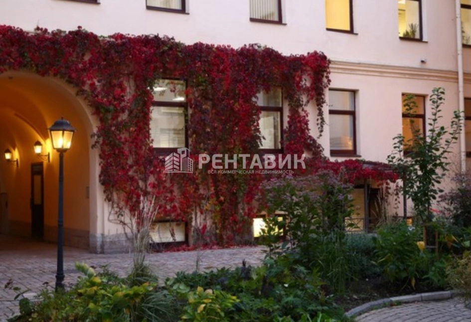 Здание Ново-Исаакиевский по адресу г Санкт-Петербург, Конногвардейский пер, д 4