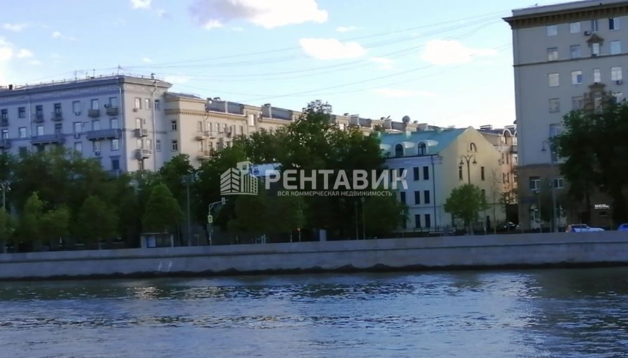 Здание Космодамианская, 38с1 по адресу г Москва, Космодамианская наб, д 38 стр 1