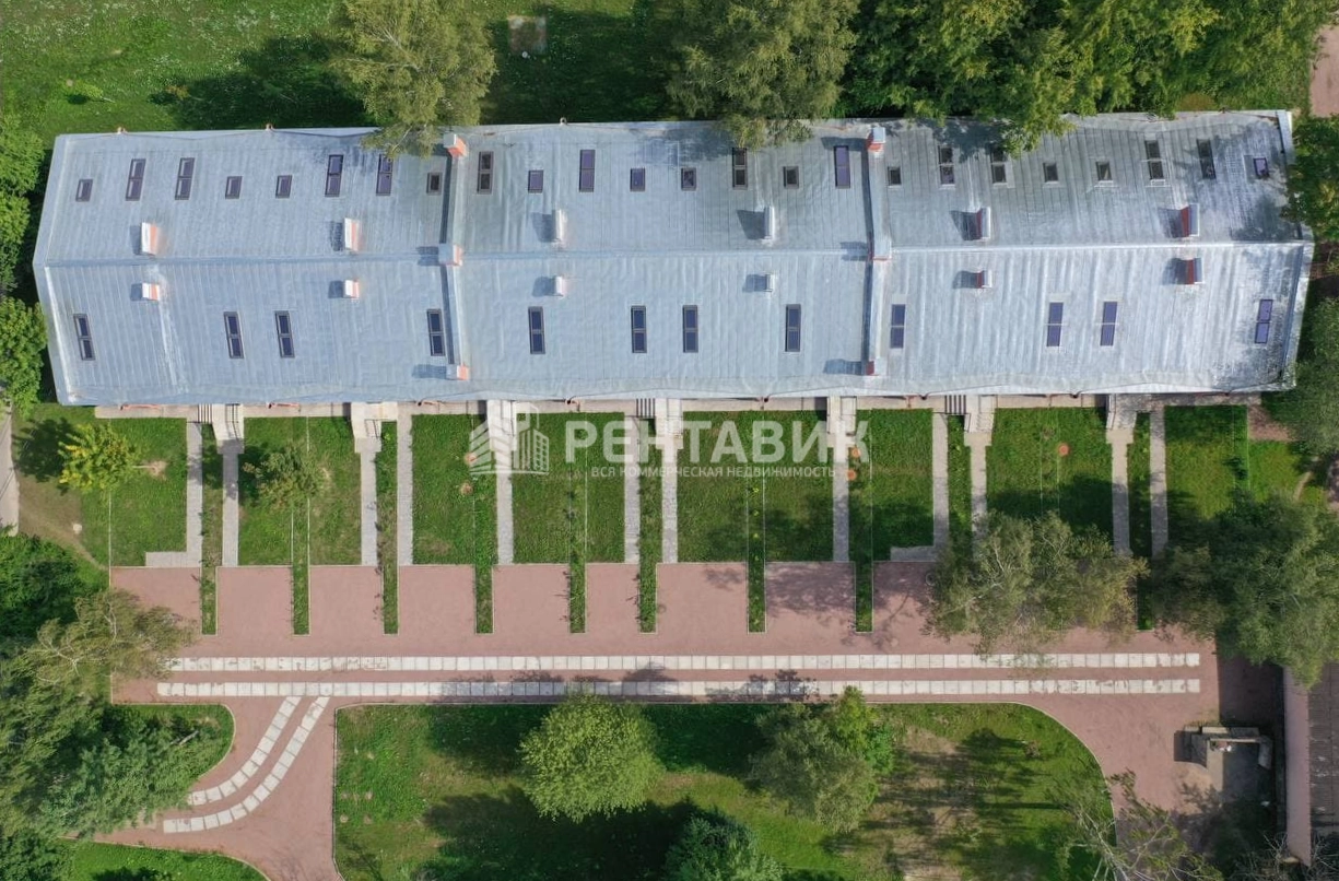 Здание Клубный дом Конно-Гренадерская 13 по адресу г Санкт-Петербург, г Петергоф, ул Конно-Гренадерская, д 13