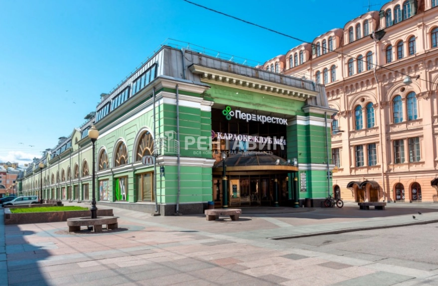 Здание Перинные ряды по адресу г Санкт-Петербург, ул Думская, д 4