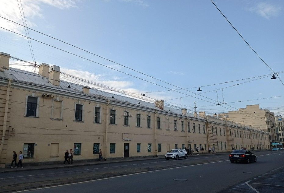 фасад дома, здание по адресу г Санкт-Петербург, Загородный пр-кт, д 35