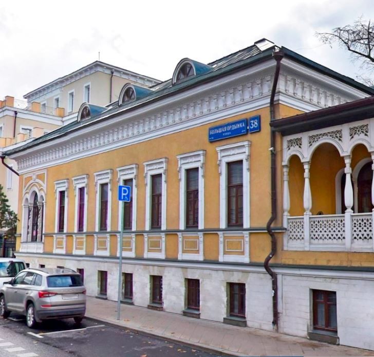 фасад дома, здание по адресу г Москва, ул Большая Ордынка, д 38 стр 1