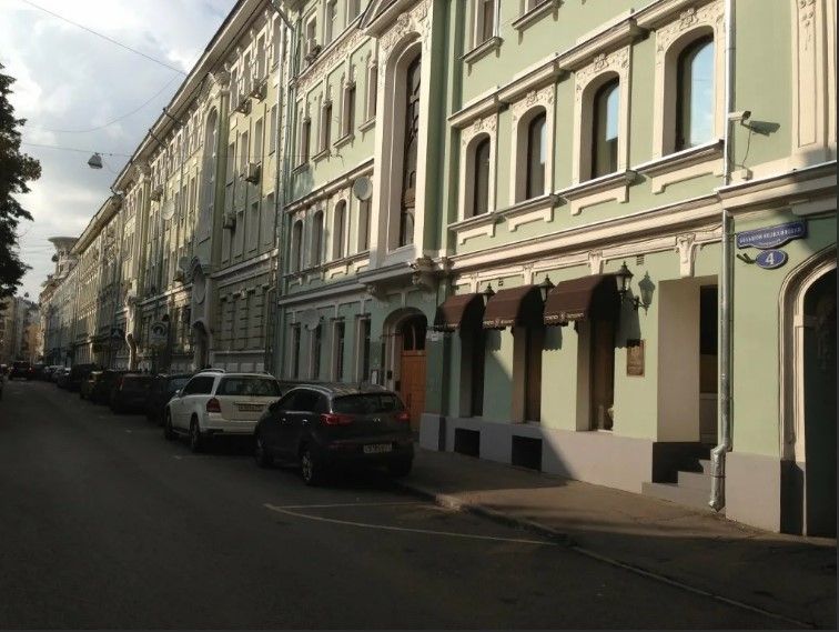 фасад дома, здание по адресу г Москва, пер Козихинский Б., д 4