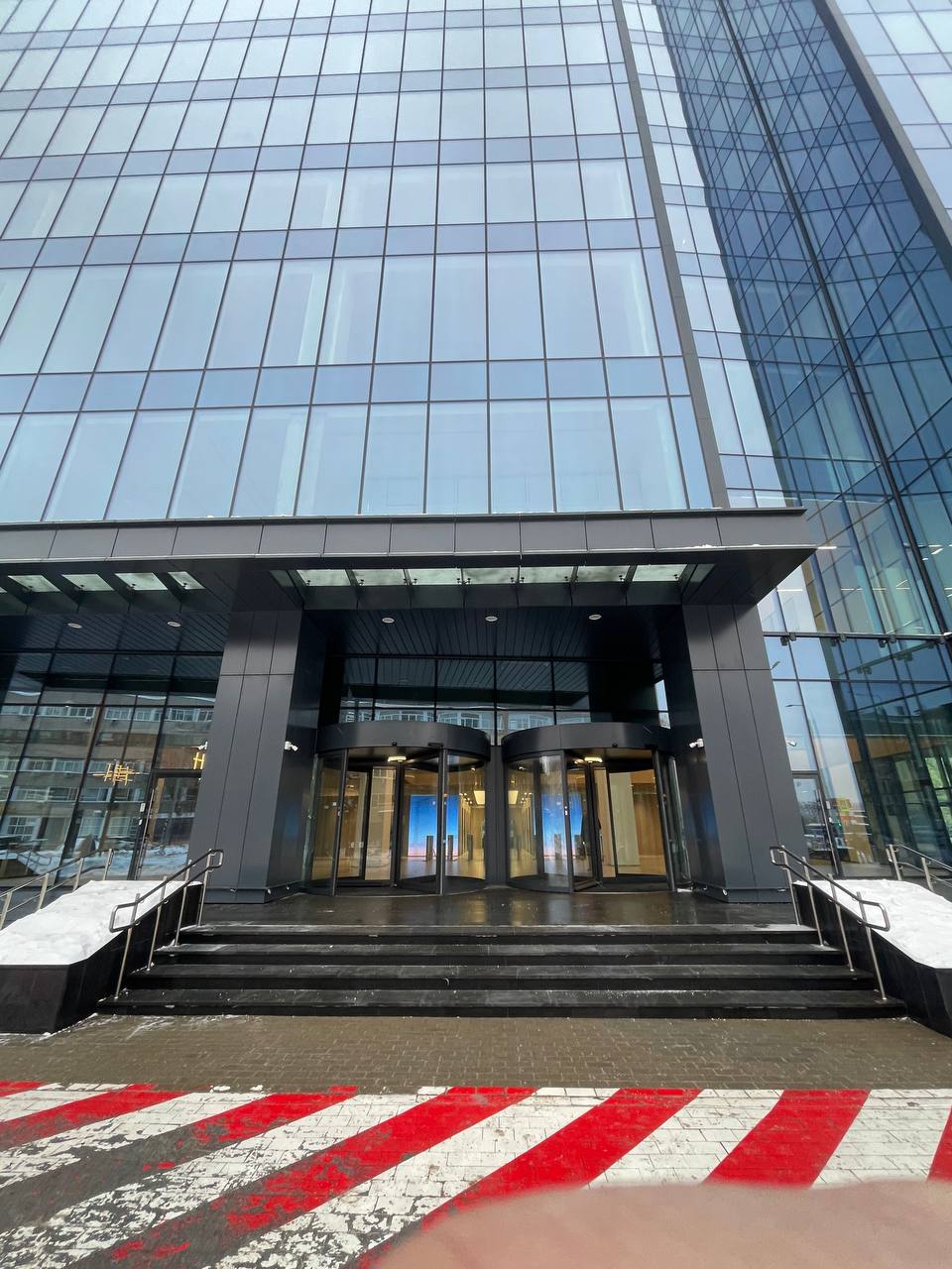 фасад дома, здание по адресу г Москва, пр-кт Лихачёва, д 8