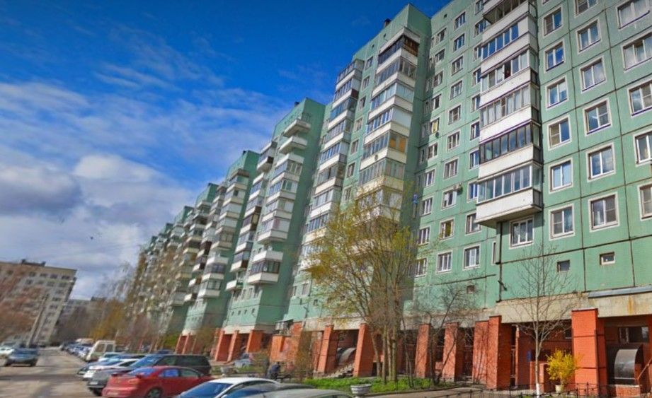 фасад дома, здание по адресу г Санкт-Петербург, ул Пловдивская, д 9