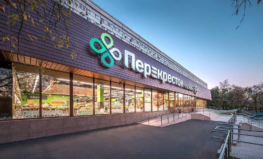 фасад дома, здание по адресу г Санкт-Петербург, пр-кт Просвещения, д 37