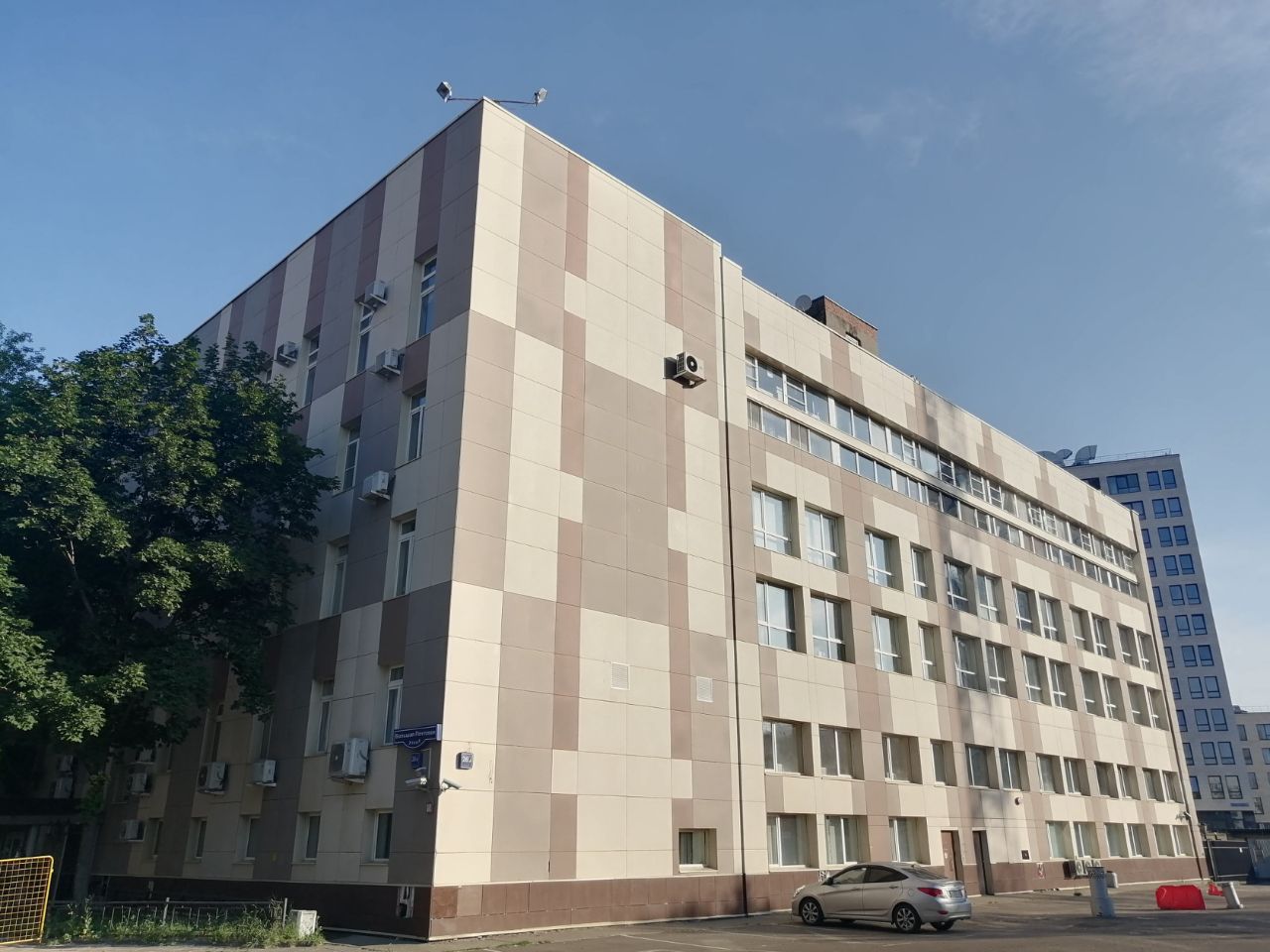 фасад дома, здание по адресу г Москва, ул Большая Почтовая, д 26В стр 2
