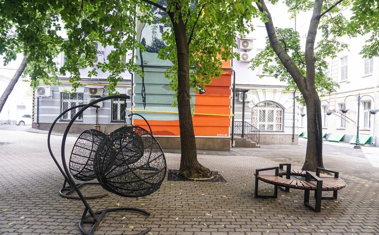 фасад дома, здание по адресу г Москва, ул Садовая-Триумфальная, д 20 стр 2