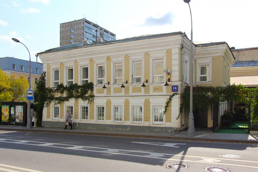 фасад дома, здание по адресу г Москва, ул Николоямская, д 14 стр 1