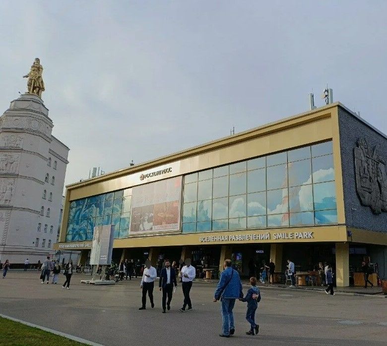 фасад дома, здание по адресу г Москва, пр-кт Мира, д 119 стр 55