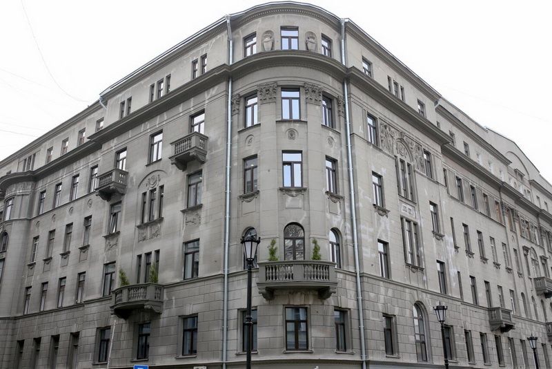 фасад дома, здание по адресу г Москва, ул Солянка, д 1/2 стр 1
