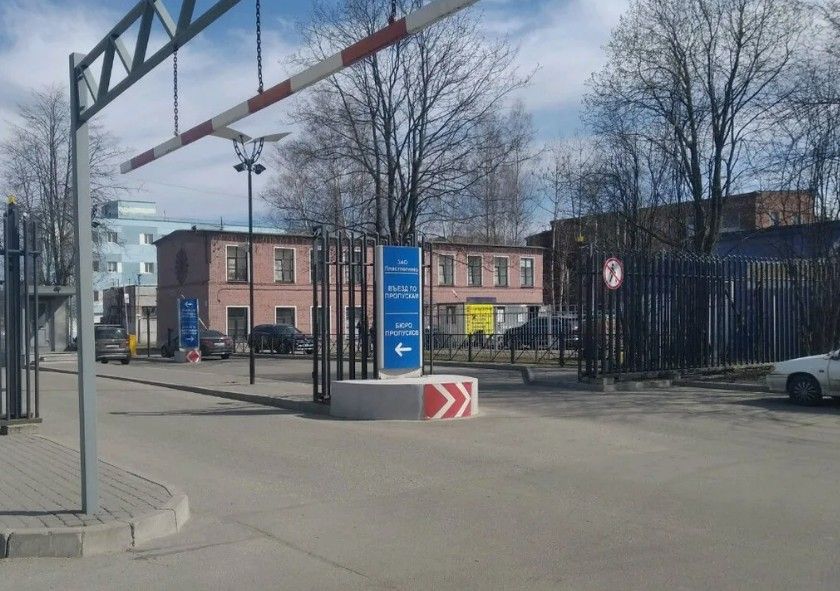 фасад дома, здание по адресу г Санкт-Петербург, ул Коммуны, д 67 литера АС
