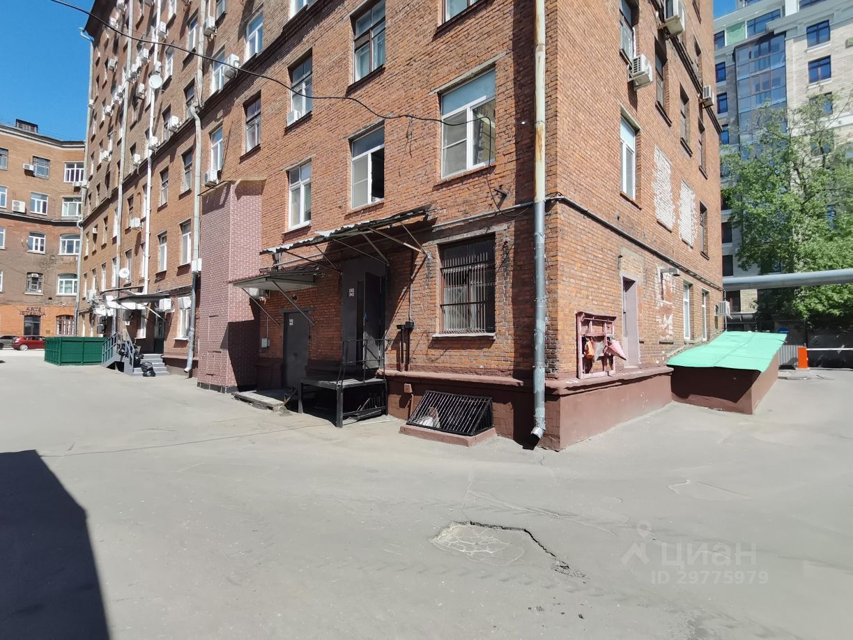фасад дома, здание по адресу г Москва, Большой Саввинский пер, д 9 стр 2