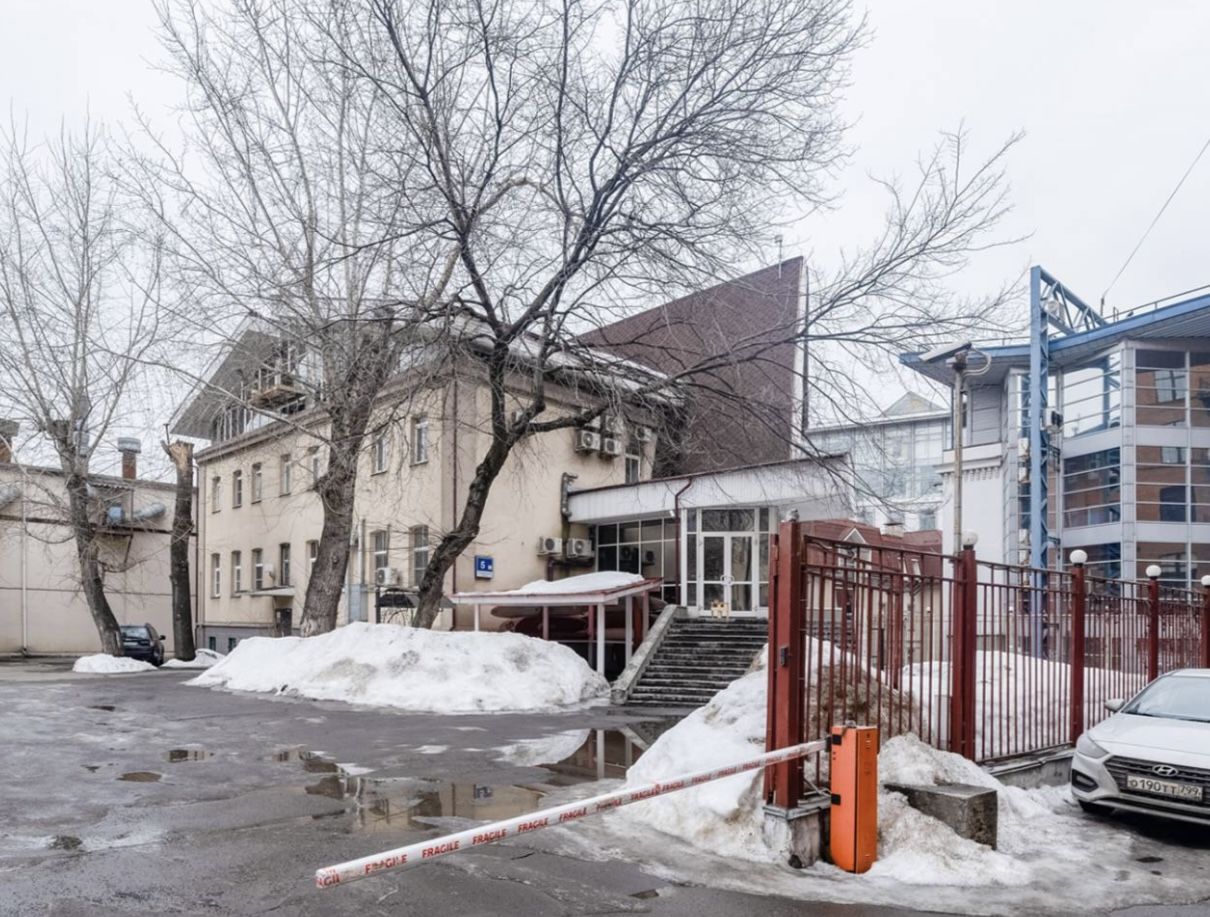 фасад дома, здание по адресу г Москва, Варшавское шоссе, д 5 стр 1