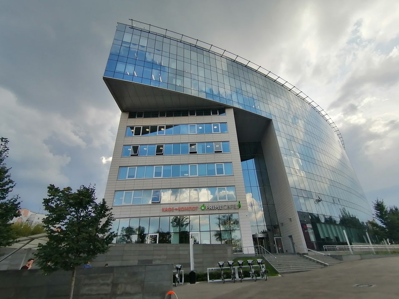 фасад дома, здание по адресу г Москва, 2-й Сыромятнический пер, д 1