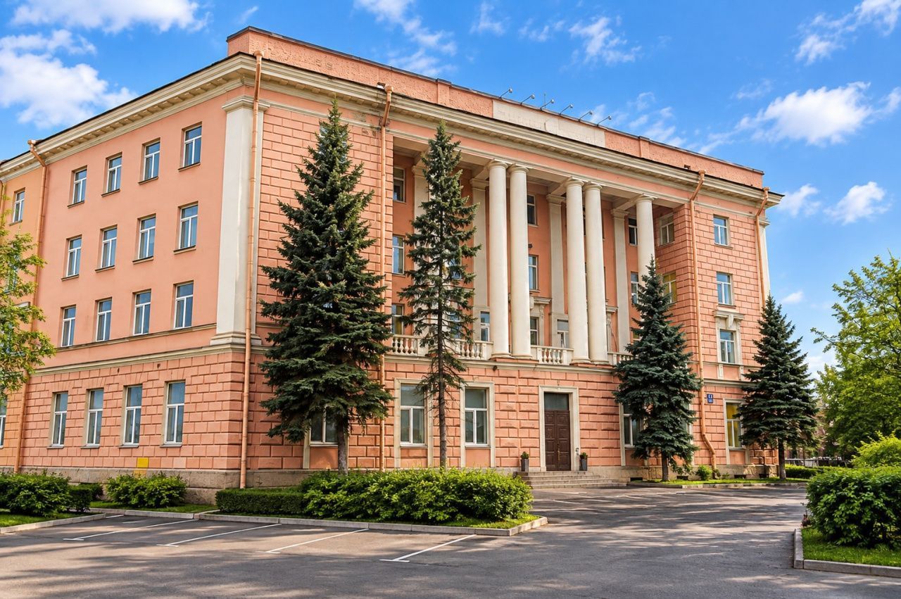 фасад дома, здание по адресу г Санкт-Петербург, наб Обводного канала, д 14 литера Д