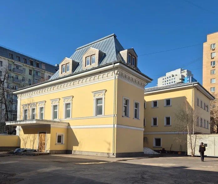 фасад дома, здание по адресу г Москва, ул Донская, д 7 стр 3