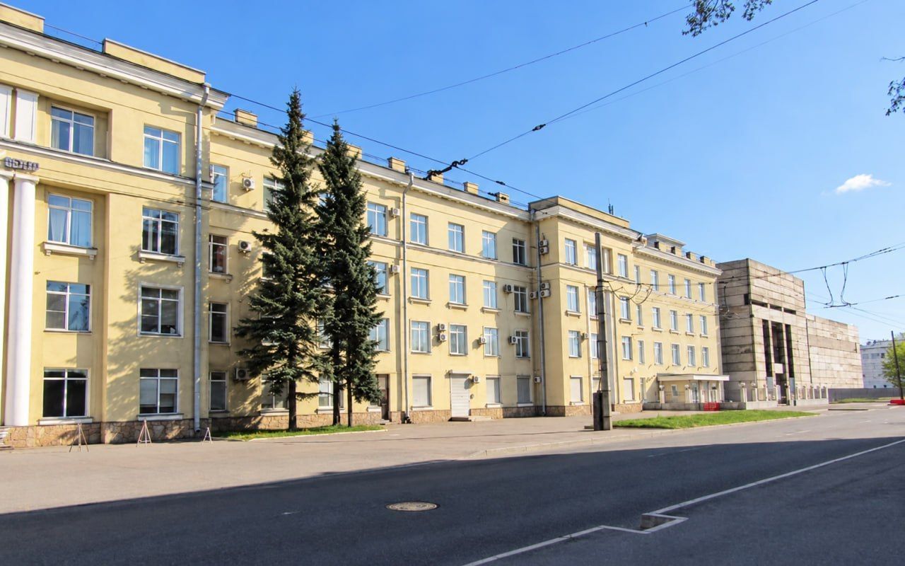 фасад дома, здание по адресу г Санкт-Петербург, ул Минеральная, д 13