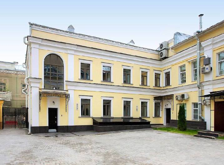 Группа компаний нефтетрейдинга арендовала здание 500 м2 по адресу: Лопухинский пер, д 5 стр 1. Москва