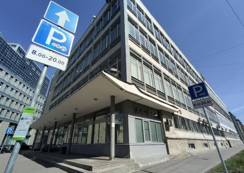 фасад дома, здание по адресу г Санкт-Петербург, ул Тюшина, д 11