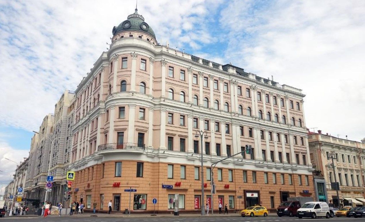 фасад дома, здание по адресу г Москва, ул Тверская, д 16 стр 1