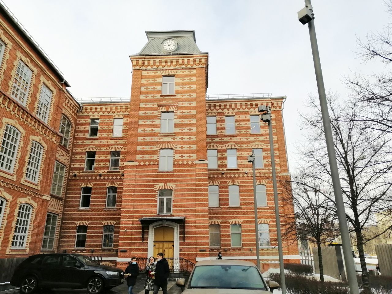 фасад дома, здание по адресу г Москва, Ленинградский пр-кт, д 15 стр 2