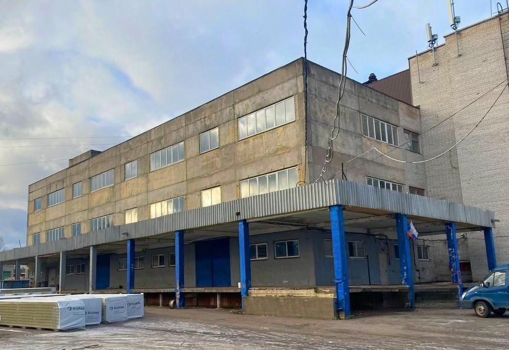 Производитель кондитерских изделий арендовал помещение свободного назначения 862 м2 по адресу: Красное Село, ул Свободы, д 57 литера Е. Санкт-Петербург
