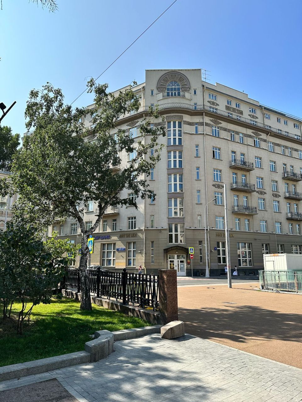фасад дома, здание по адресу г Москва, Покровский б-р, д 4/17 стр 1 