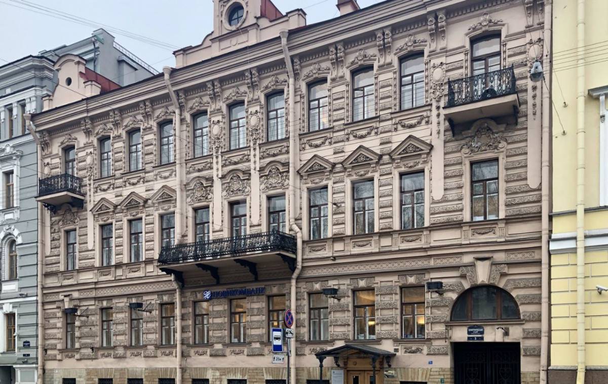 IT-компания арендовала офис 366 м2 в БЦ Адмиралтейский Дом, Конногвардейский бульвар, 3, Санкт-Петербург