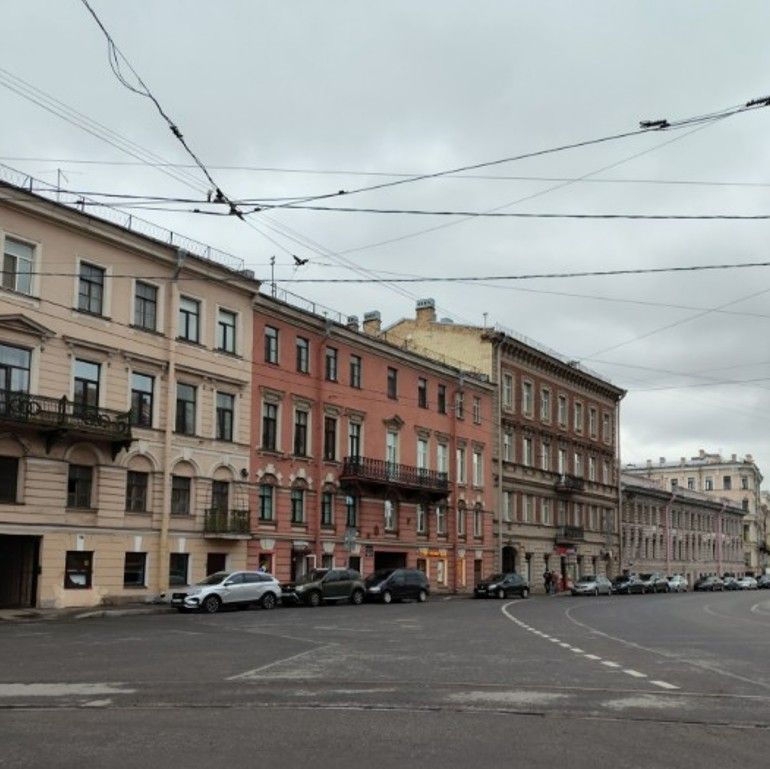 фасад дома, здание по адресу г Санкт-Петербург, пр-кт Римского-Корсакова, д 107 