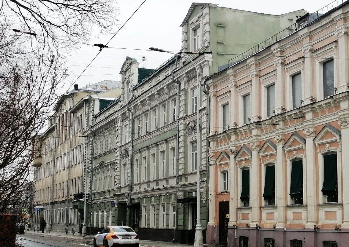 Косметологическая клиника арендовала помещение площадью 269 м2 по адресу: Покровский б-р д 8, стр. 1. Москва