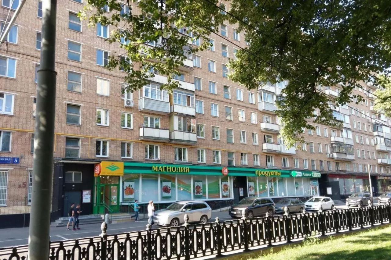 Строительная компания пробрела помещение свободного назначения 897,4 м2 по адресу: ул Серпуховский Вал, д 5. Москва
