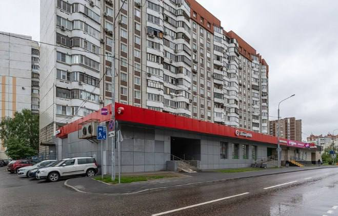 Компьютерный клуб арендовал помещение 283 м2 по адресу: ул. Авиаконструктора Миля д. 7. Москва